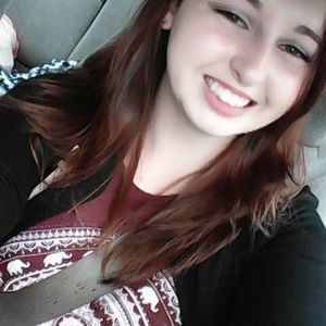 Meet your Posher, Danielle